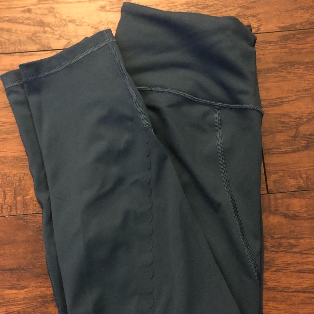 VS Sport Knockout Crop Mesh Leggings